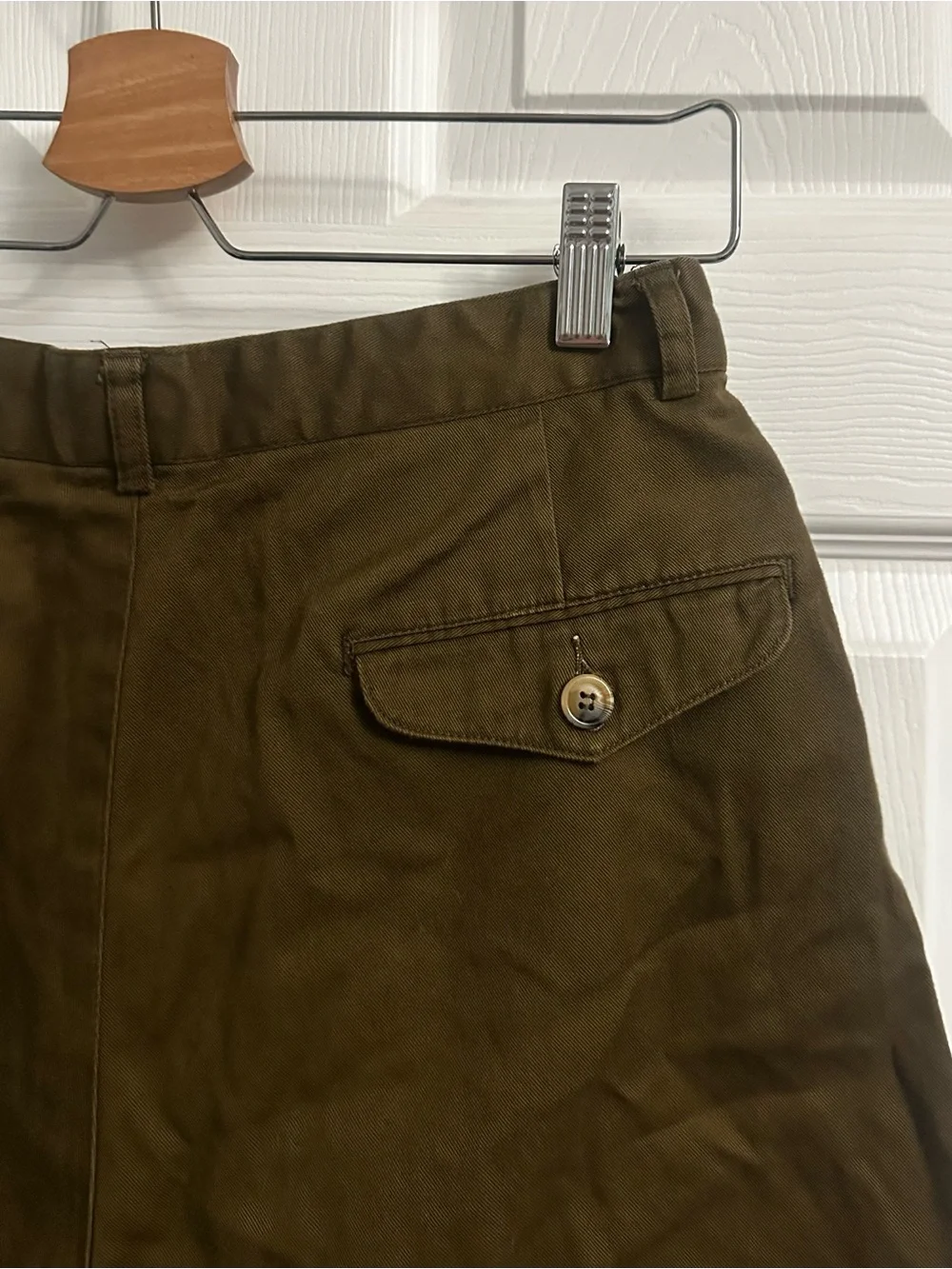 Women’s Olive Green Cargo Shorts - Picture 10 of 10